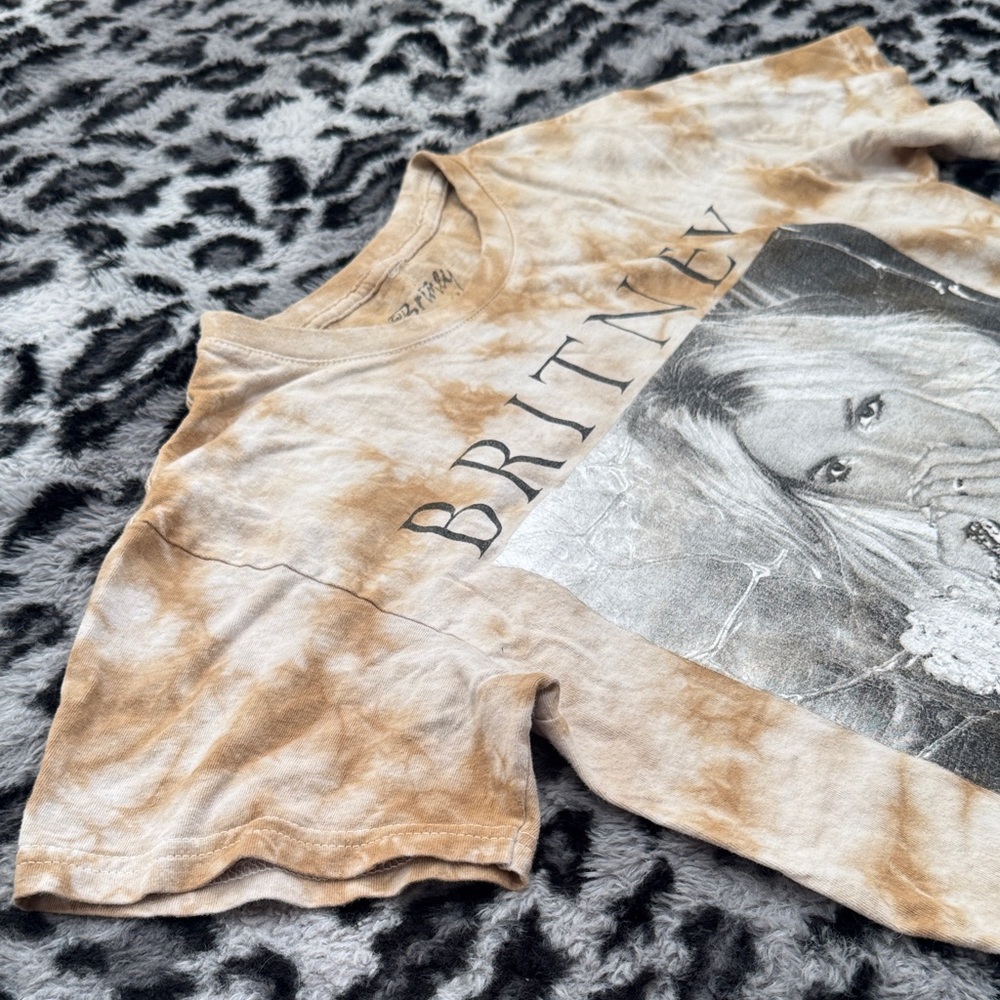 Britney Spears Graphic Tie-Dye Tee - Picture 3 of 5